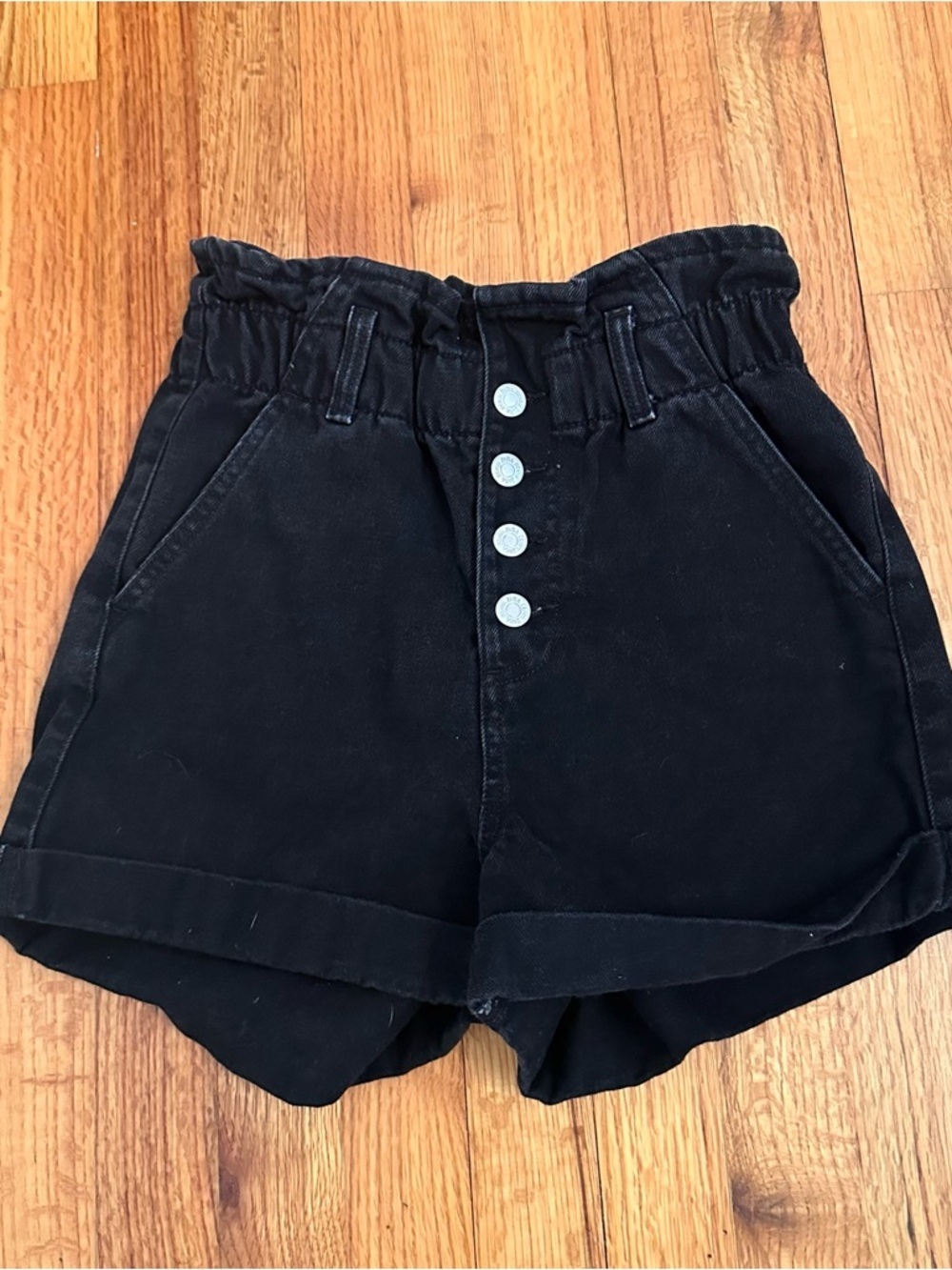Zara shorts high waisted Size 2 (n)